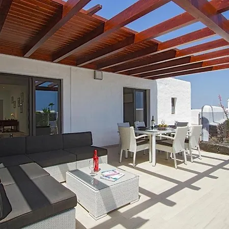 Puerto Del Carmen Sleeps 8 Pool Wifi * Puerto del Carmen (Lanzarote)