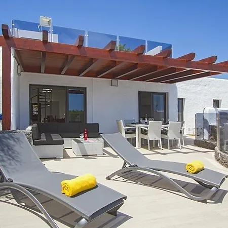 Puerto Del Carmen Sleeps 8 Pool Wifi *