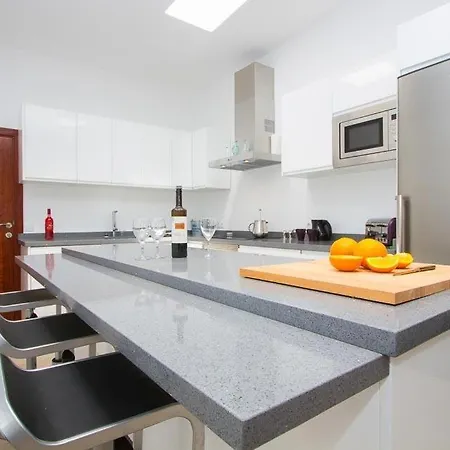 Villa Puerto Del Carmen Sleeps 8 Pool Wifi Puerto del Carmen (Lanzarote)